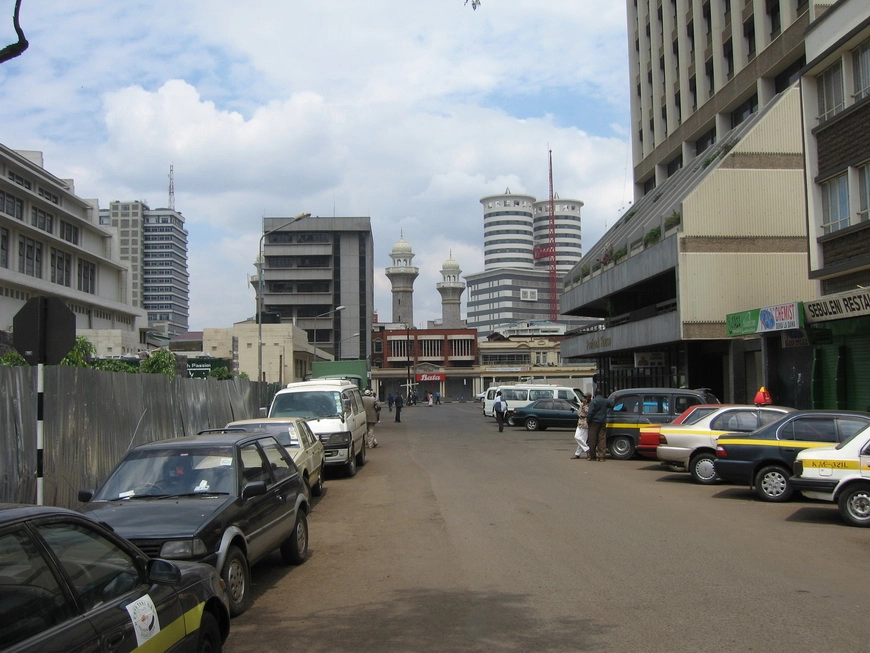 Загрузка картинки - Найроби, центр. Найробийская месса