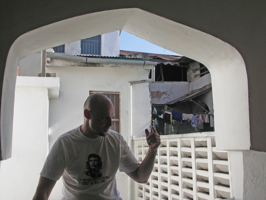 Загрузка картинки - Отель Кипонда. Марик вещает