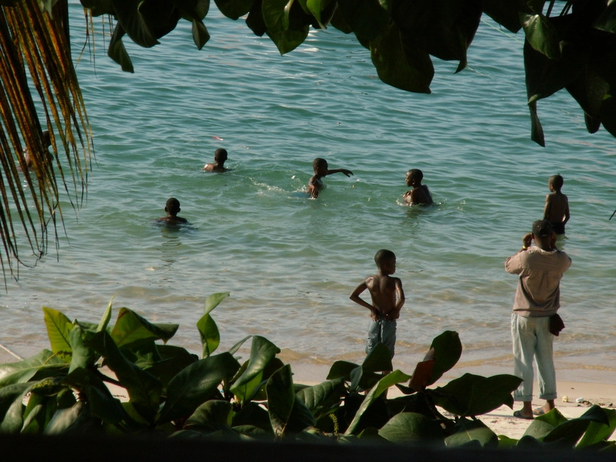 Загрузка картинки - Стоунтаун. Индийский океан