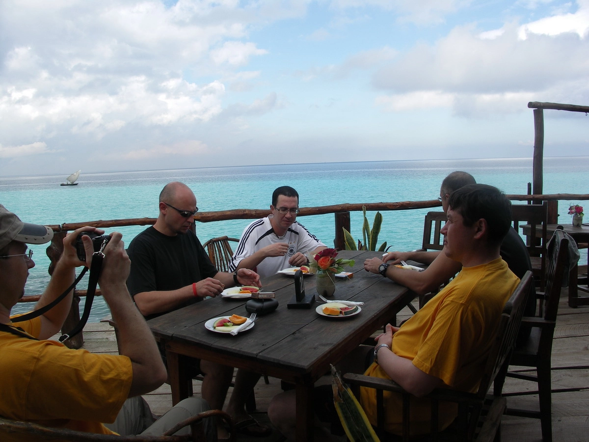 Загрузка картинки - Занзибар, отель Амаан. Континентальный завтрак