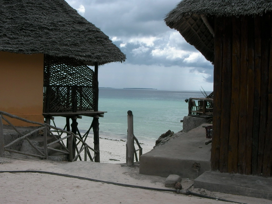 Загрузка картинки - Занзибар, отель Амаан. Вид на БДЭЖЬ