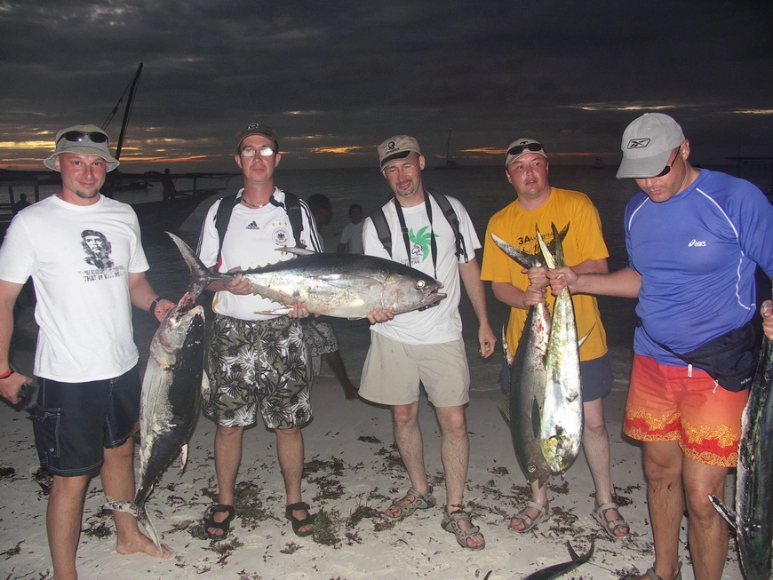 Загрузка картинки - Занзибар, пляж Нунгви. Эль Улов Банды