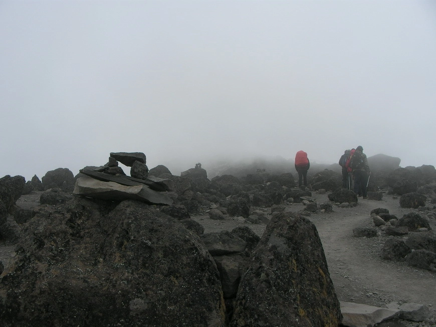 Загрузка картинки - Килиманджаро, маршрут Мачаме. Лунные хроники