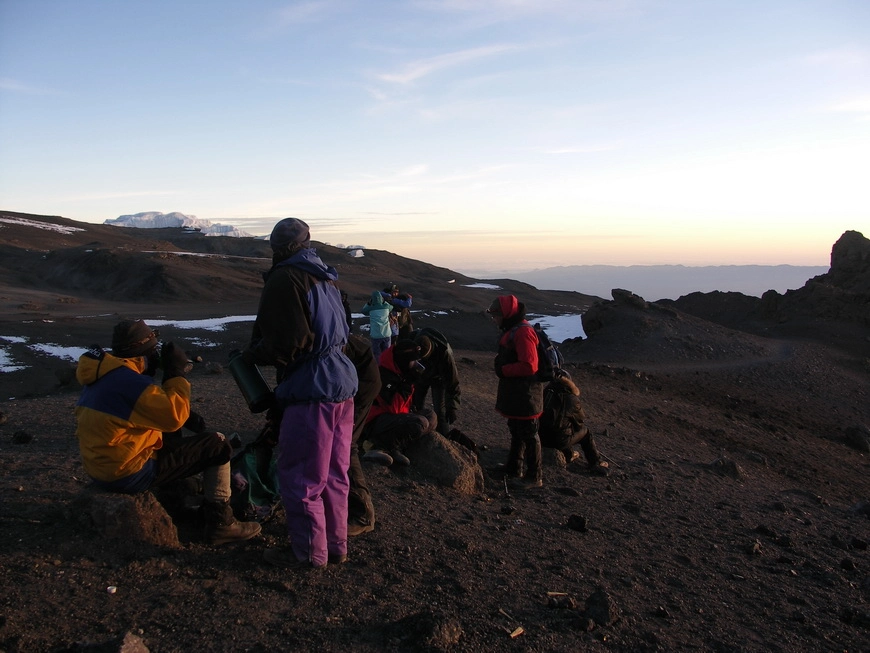 Загрузка картинки - Килиманджаро, Стелла Пойнт. Квази-вершина