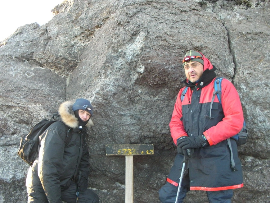 Загрузка картинки - Килиманджаро, Стелла Пойнт. А до Вершины ещё час!