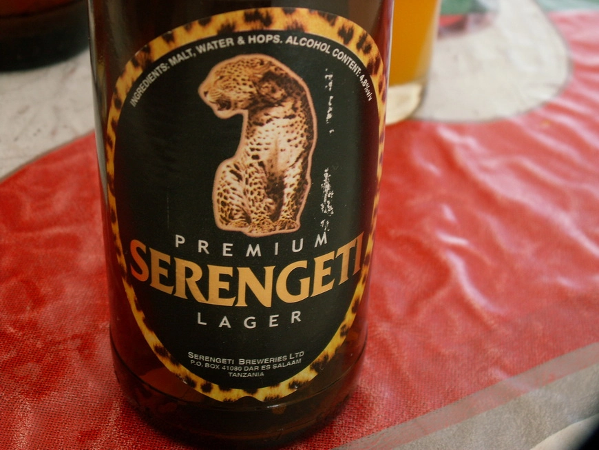 Загрузка картинки - Аруша, отель Аруша Резорт. Живительная влага