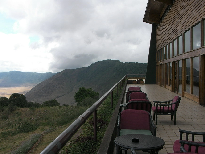 Загрузка картинки - Нгоро-Нгоро. Лодж на краю кальдеры