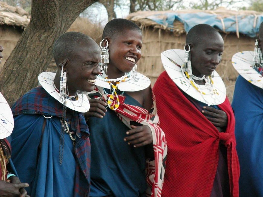 Загрузка картинки - Масайская деревня. Чёрные Ангелы