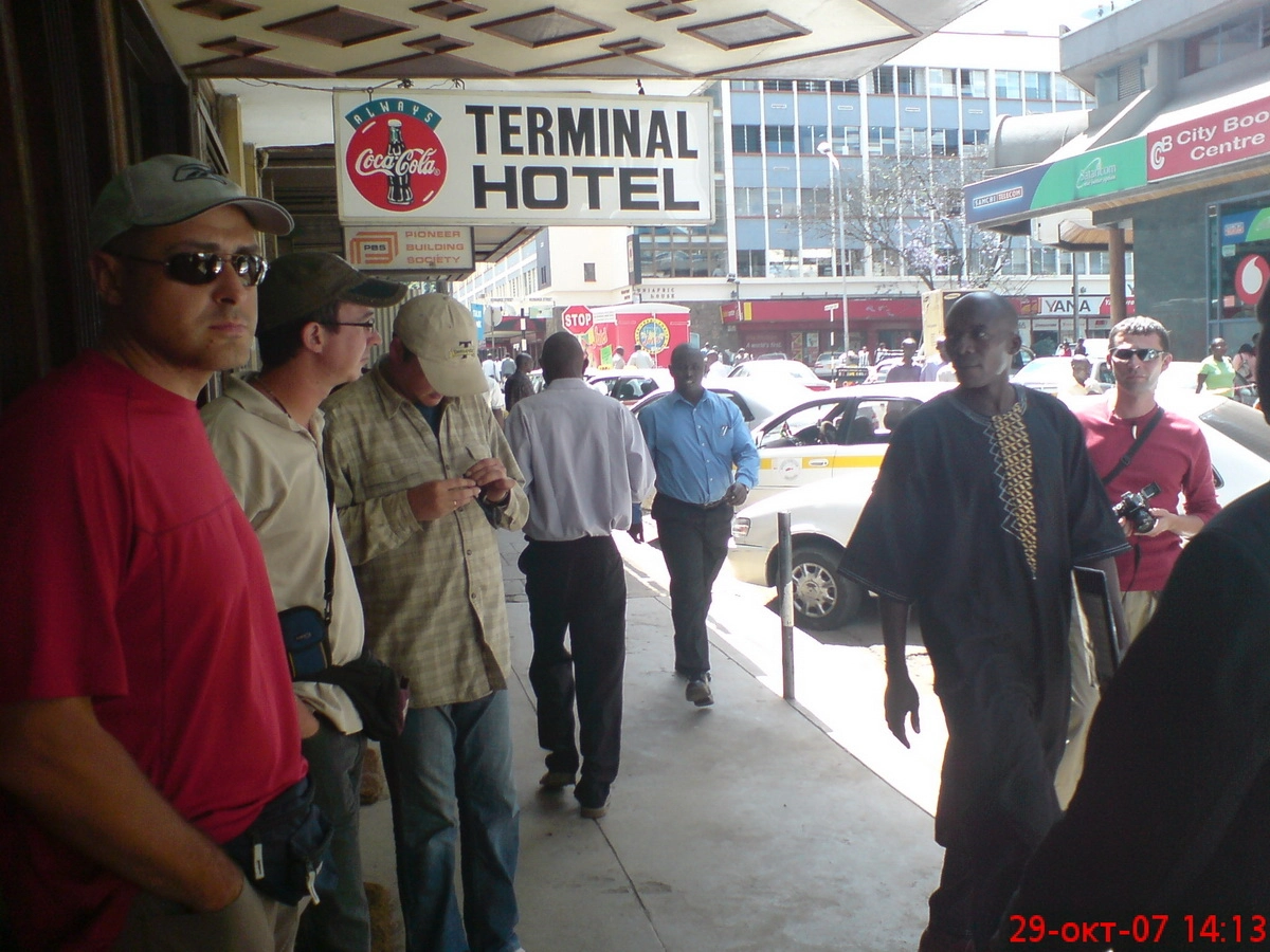 Загрузка картинки - Найроби, отель Терминал. Из любимых фото автора