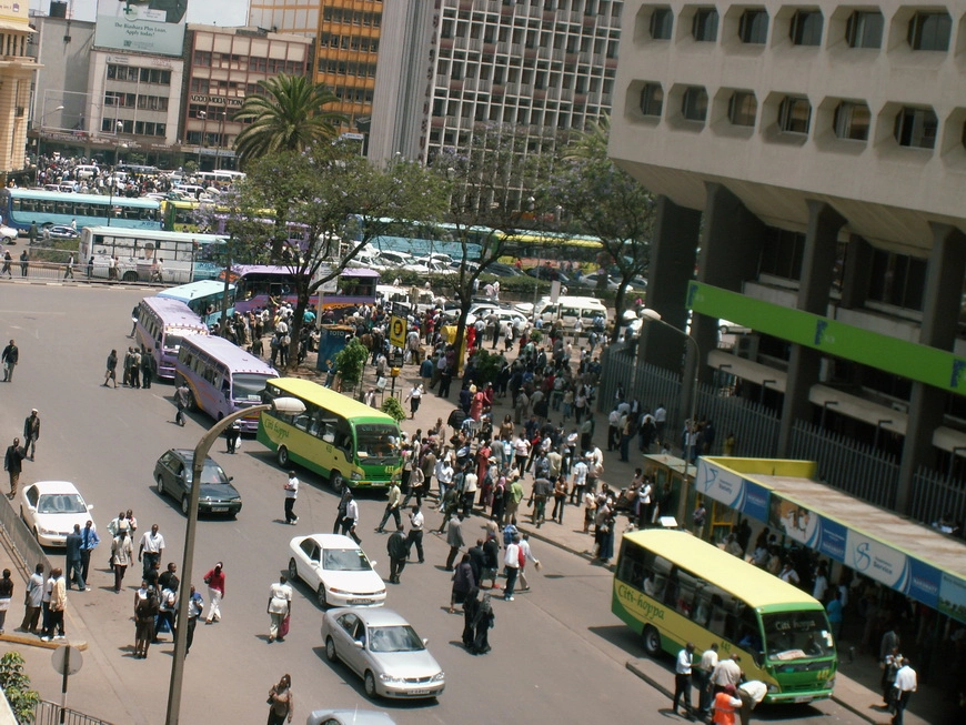 Загрузка картинки - Найроби с высоты номера в Хилтоне
