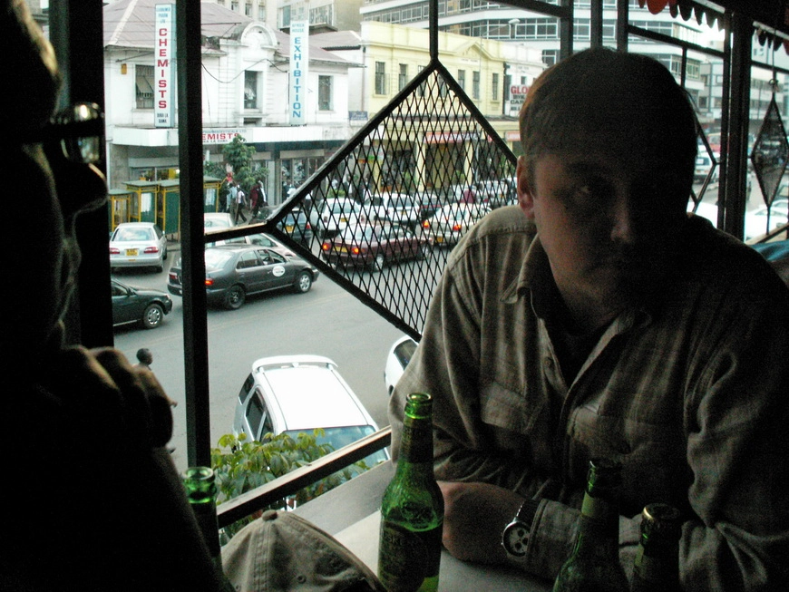 Загрузка картинки - Найроби, центр. В ожидании маленького родного человека