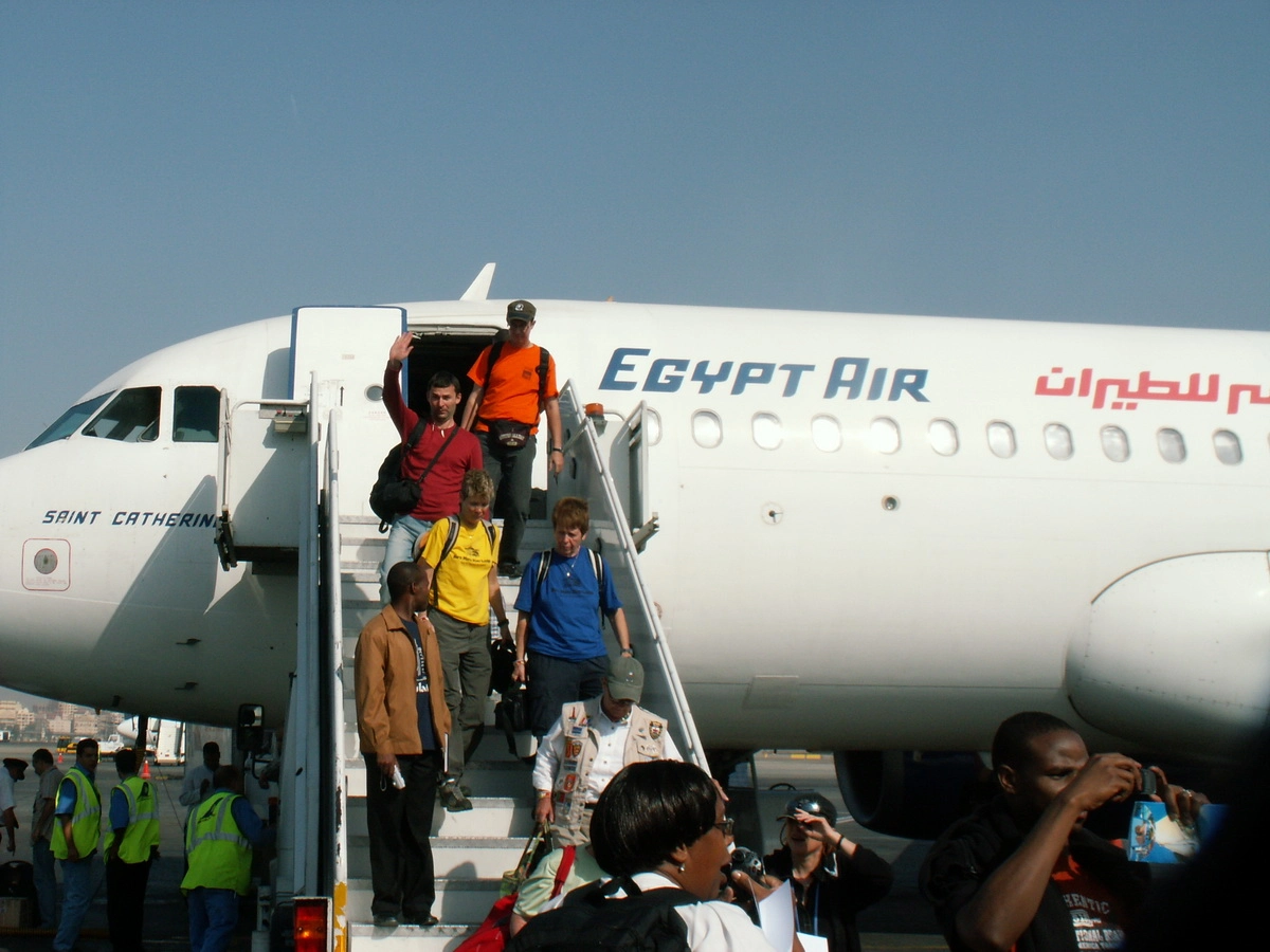 Загрузка картинки - Каир, приземление