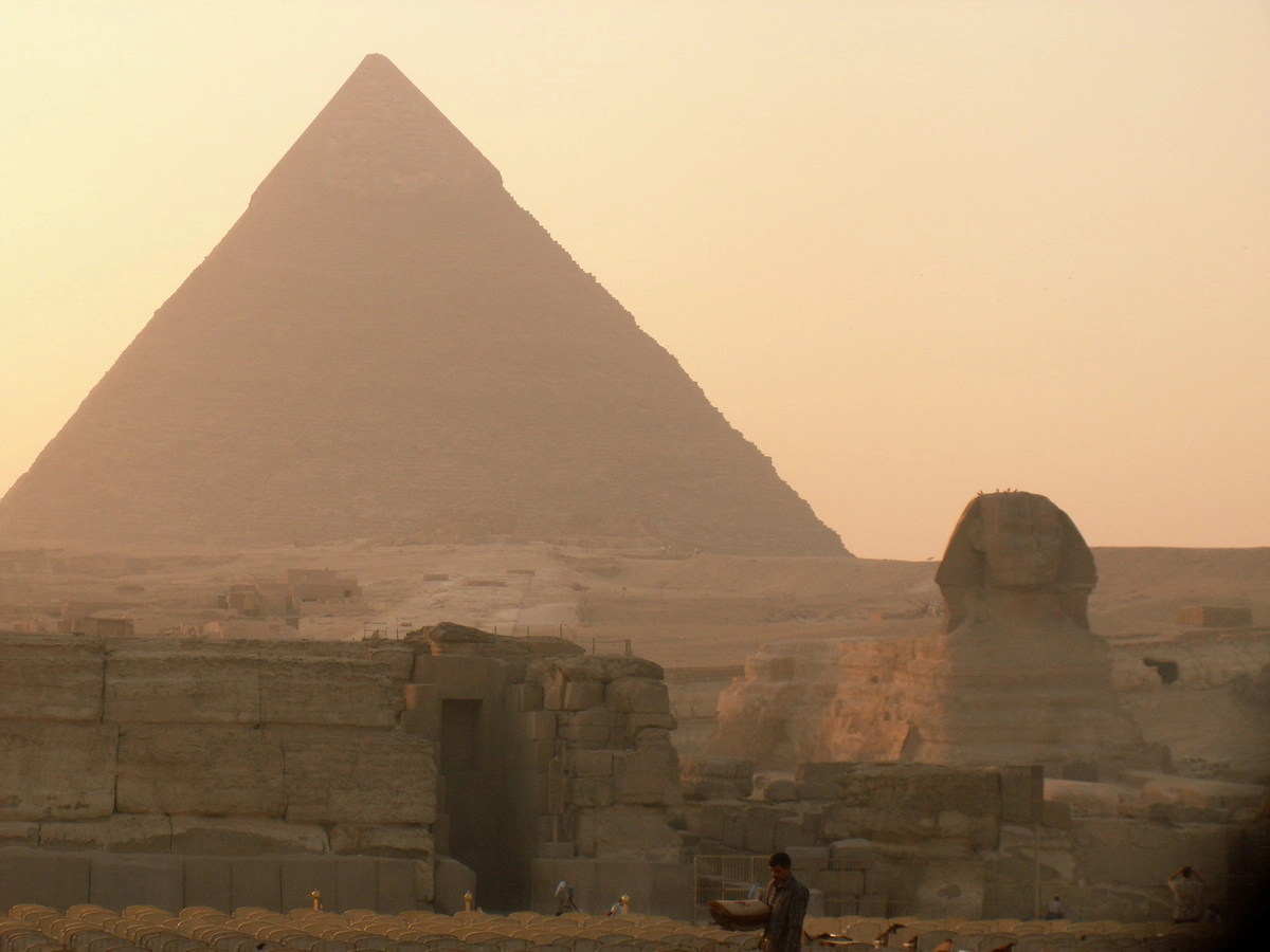 Загрузка картинки - Гиза, Пирамиды. Те самые!