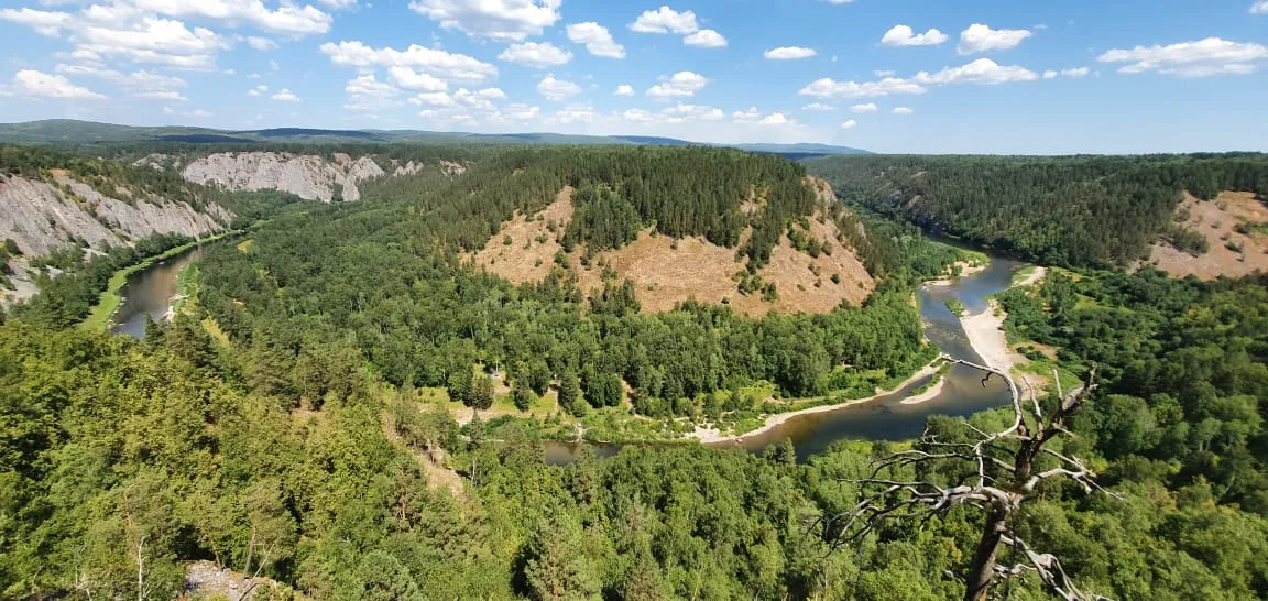 Загрузка картинки - Агидель. Панорамный вид с вершины