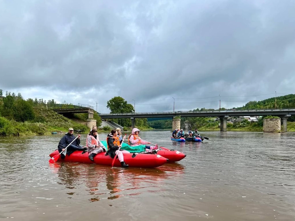 Загрузка картинки - Ай 2024. Два сапога без пары