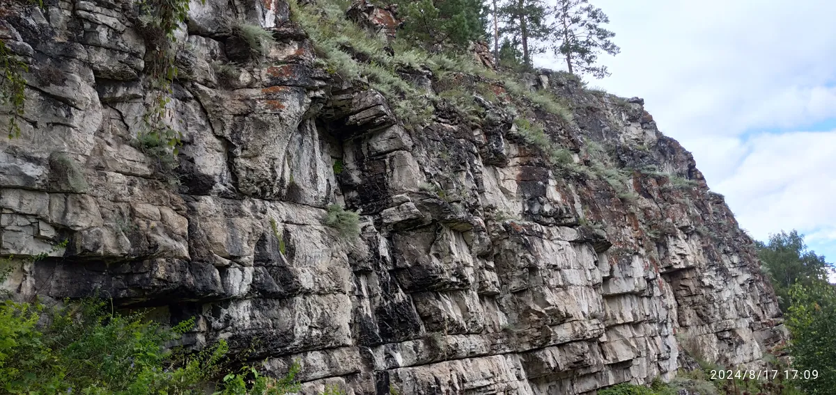 Загрузка картинки - Ай 2024. Рустикальная кладка