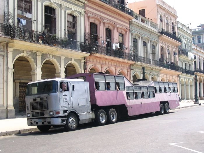 Загрузка картинки - Гавана. Общественный транспорт