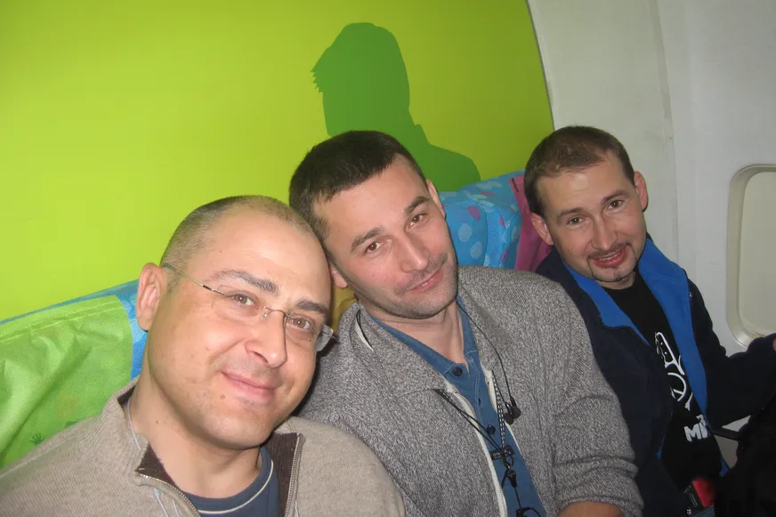 Загрузка картинки - Салатовый Боинг и Голубое плато