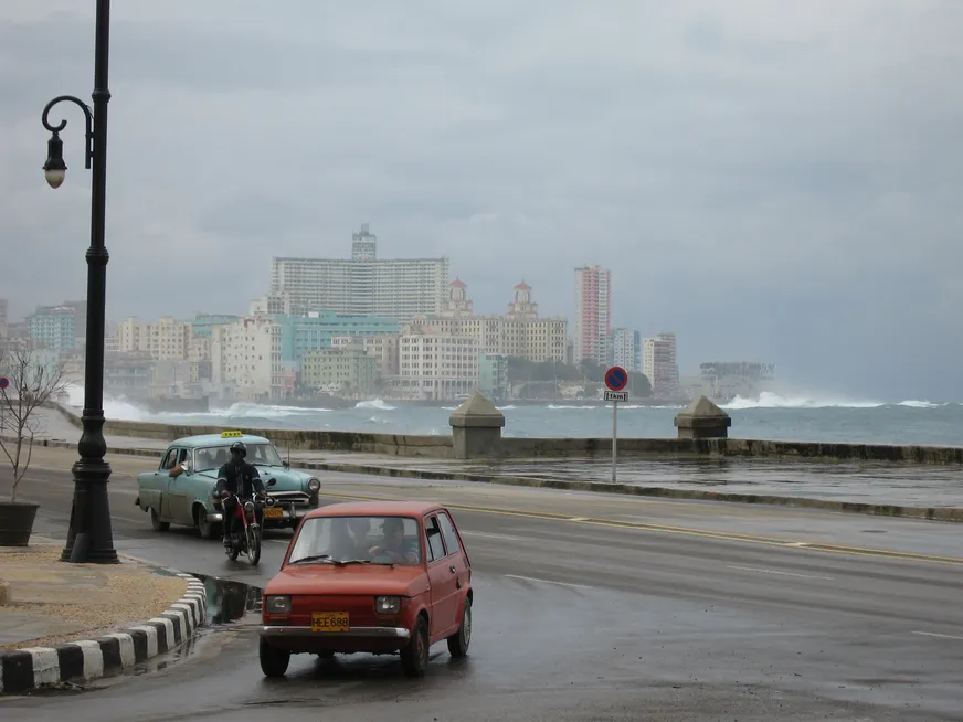 Загрузка картинки - Первый выход на Малекон