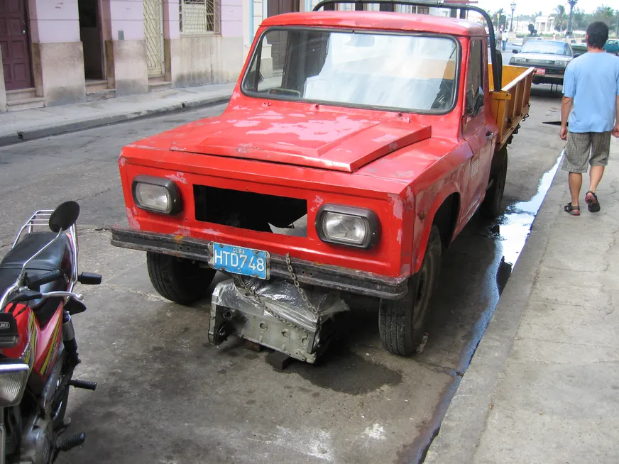 Загрузка картинки - Гавна, подходя к Прадо. Авто