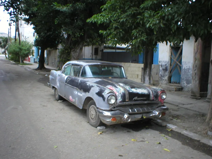 Загрузка картинки - Где-то в Гаване. Авто