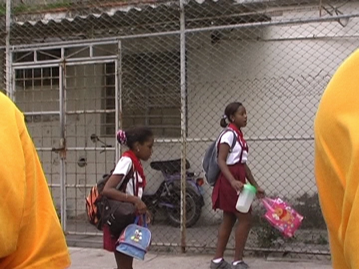 Загрузка картинки - Гавна. Кубинские пионеры