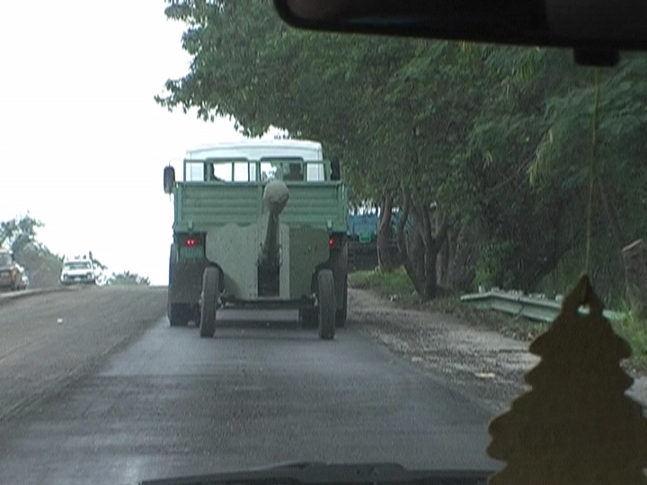 Загрузка картинки - Бронепоезд на запасном пути