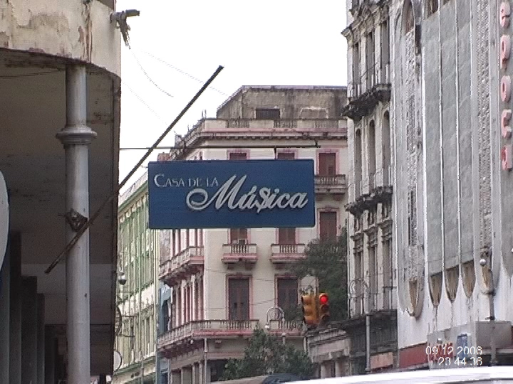 Загрузка картинки - Каса де ля Музика