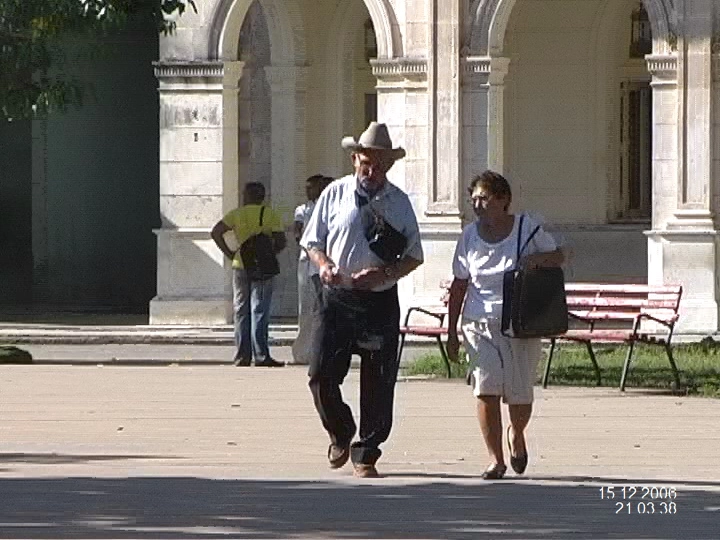 Загрузка картинки - Санта-Клара. Кубинцы