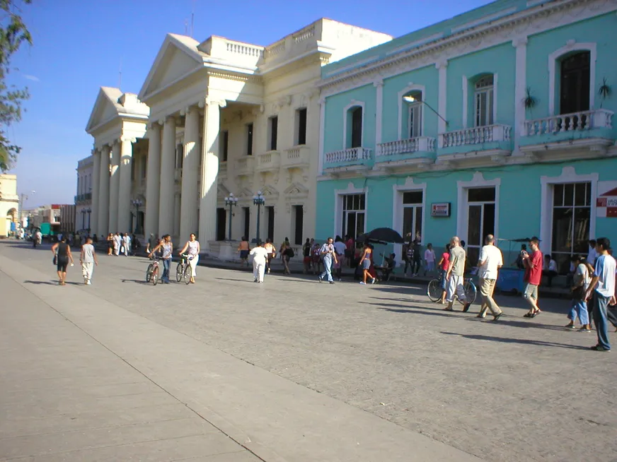 Загрузка картинки - Санта-Клара. Центр