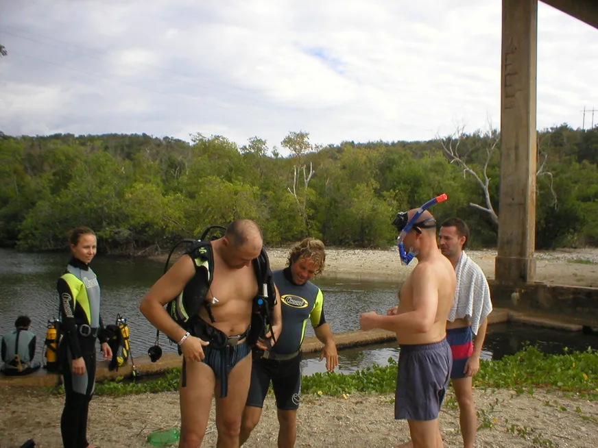 Загрузка картинки - Где-то под Тринидадом. Подготовка к заплыву