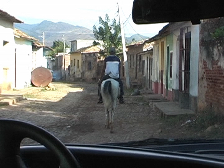 Загрузка картинки - Тринидад, современность