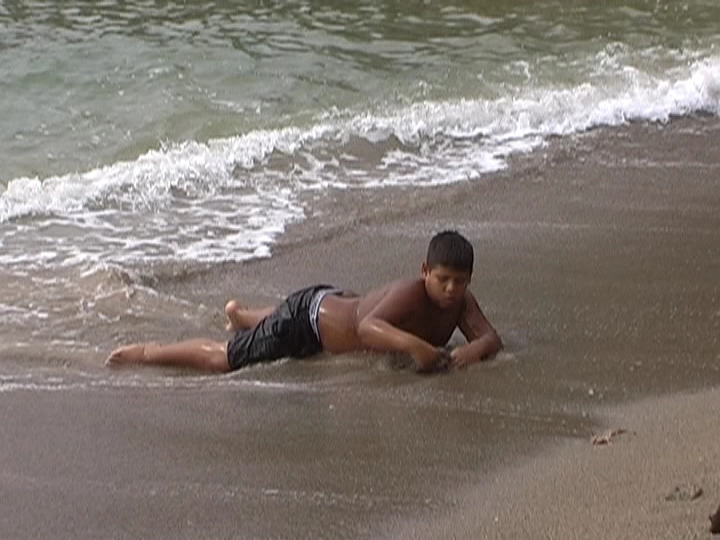 Загрузка картинки - Где-то под Тринидадом. Заплыв