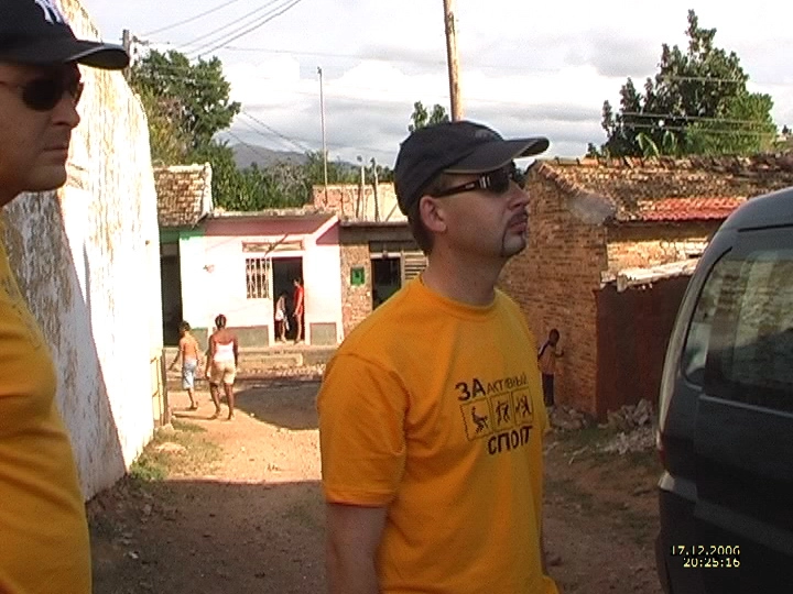 Загрузка картинки - Бобры в предвкушении заплыва