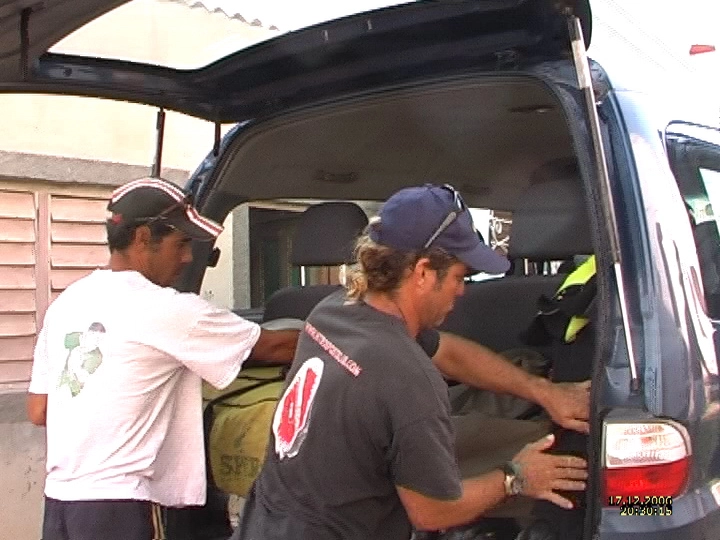 Загрузка картинки - Педро и Мигель