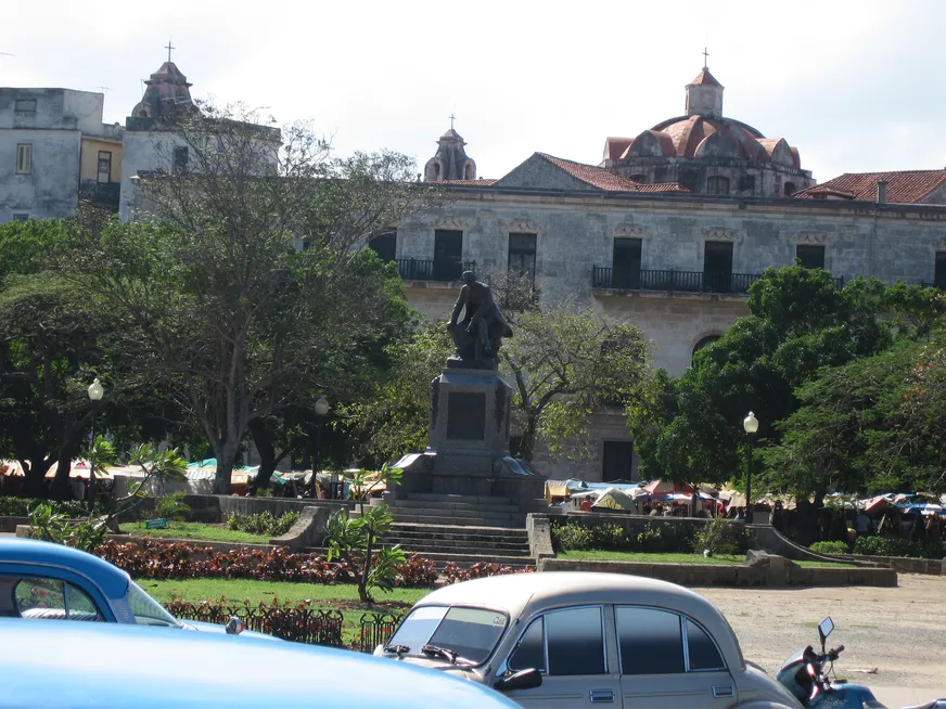 Загрузка картинки - Лябана, рынок Такон