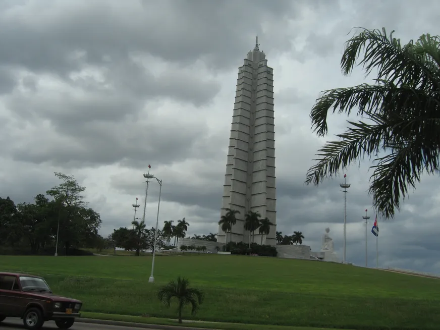 Загрузка картинки - Гавана. Монумент Хосе Марти