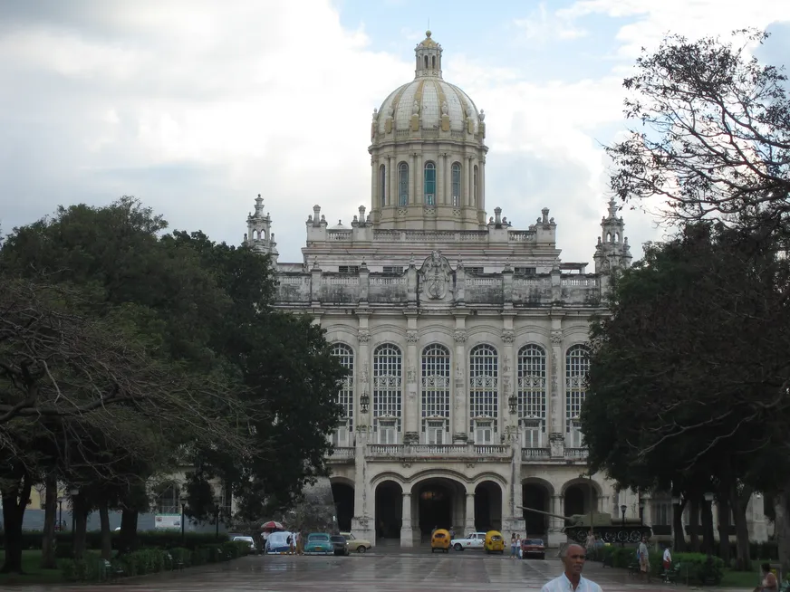 Загрузка картинки - Лябана, недалеко от Прадо