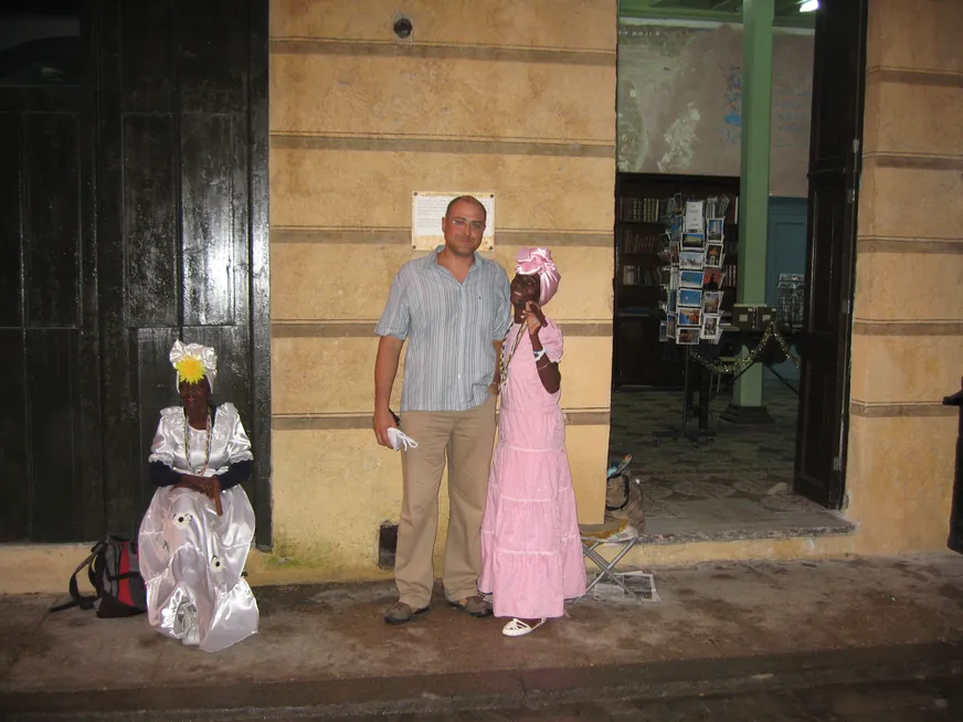 Загрузка картинки - Гавана Вьеха. Егор наконец нашел себе сверстниц