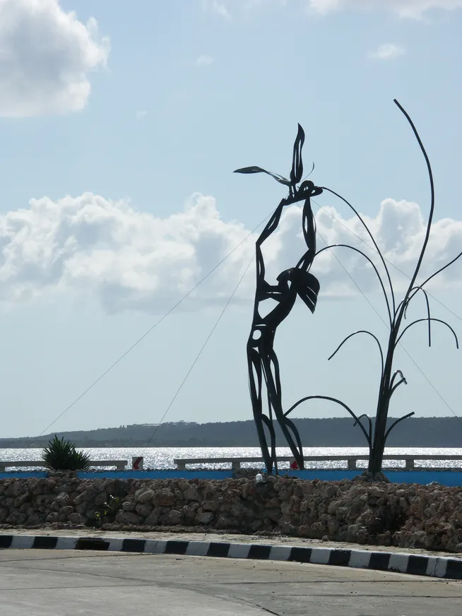 Загрузка картинки - Сьенфуегос. Ассоль и Альбатрос