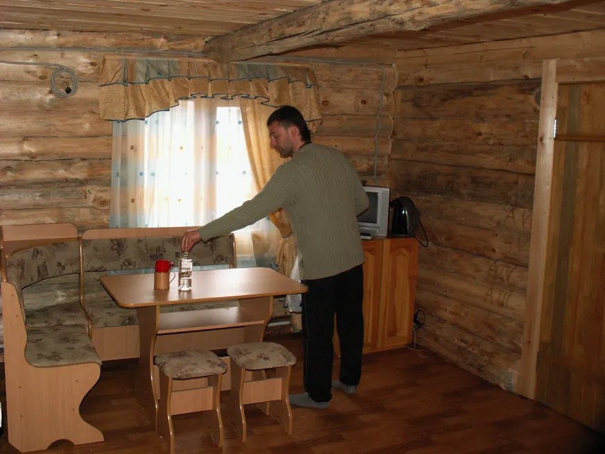 Загрузка картинки - Зюраткуль, гостевые домики. Гарсон номер два