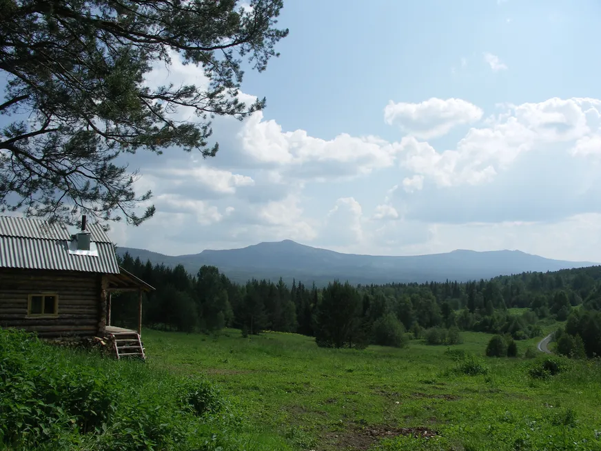 Загрузка картинки - Хребет Нургуш, кордон. Пастораль
