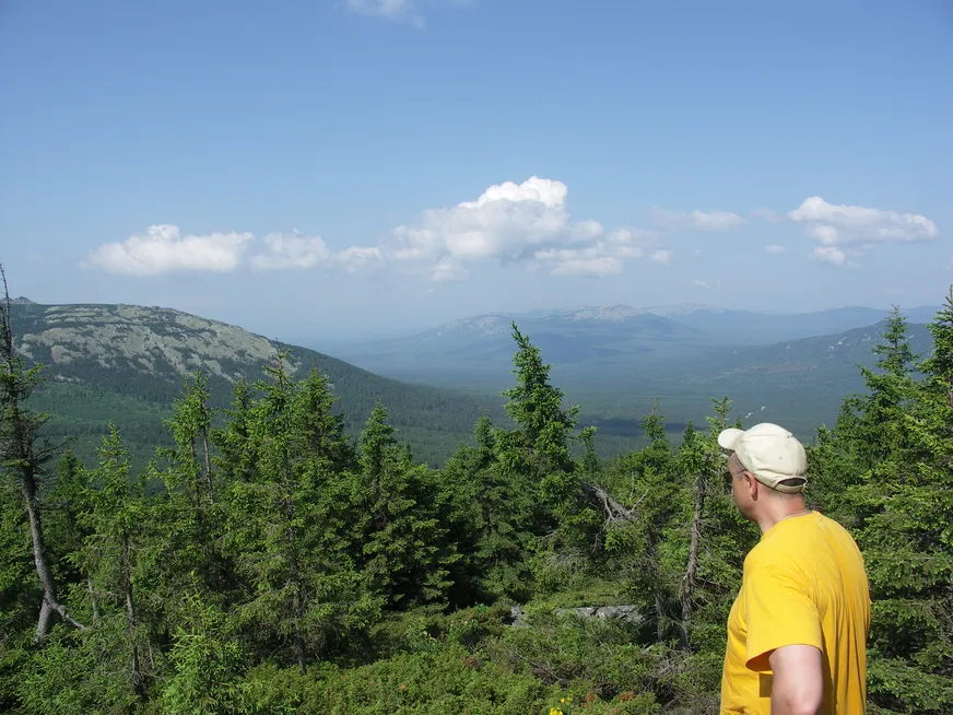 Загрузка картинки - Хребет Нургуш. Вид с верхнего плато