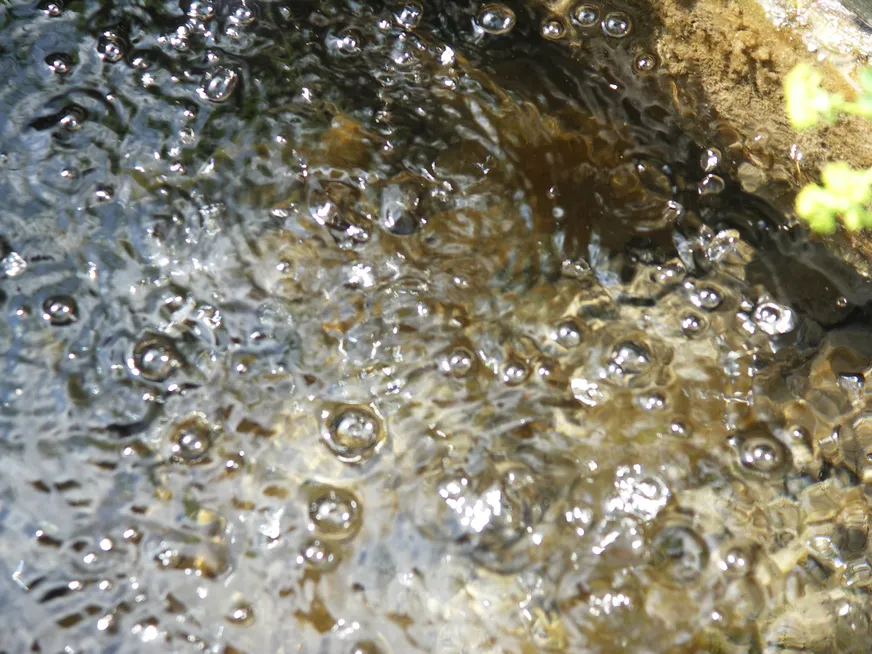 Загрузка картинки - Хребет Нургуш. Кипящий ключ