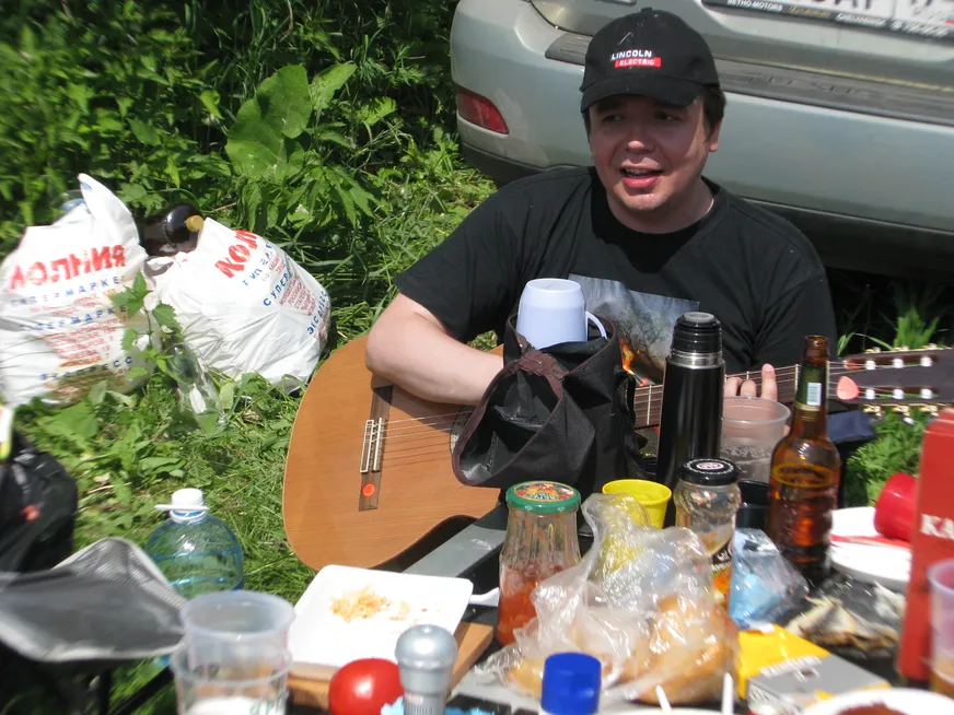 Загрузка картинки - Ильменка-2008. Алексей сдабривает утренними руладами