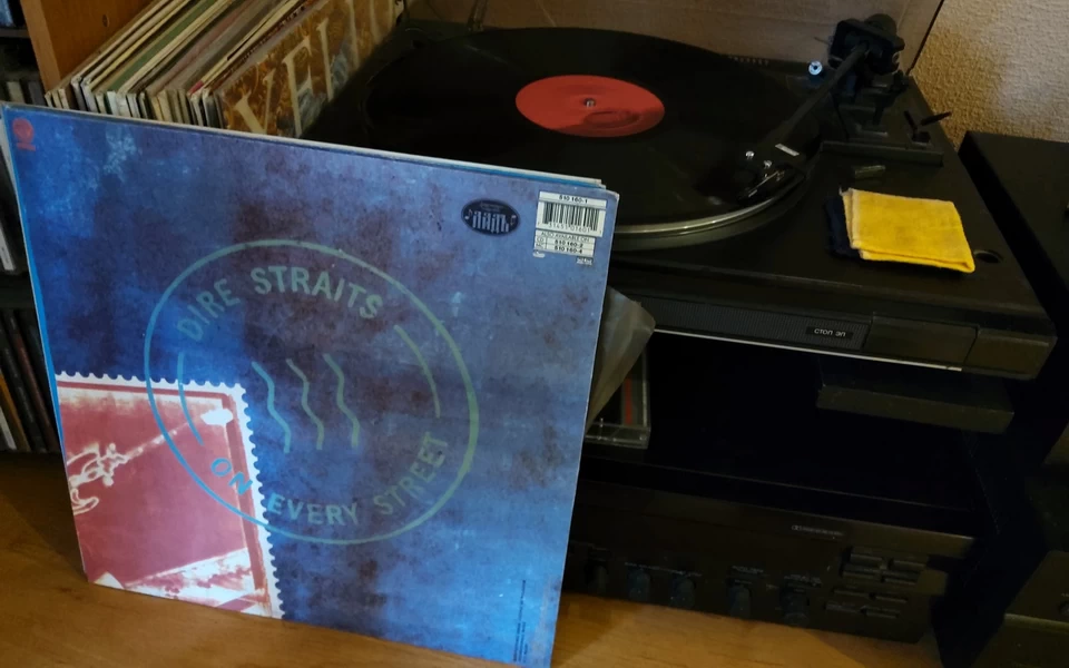 Dire Straits, On every streets (1991)