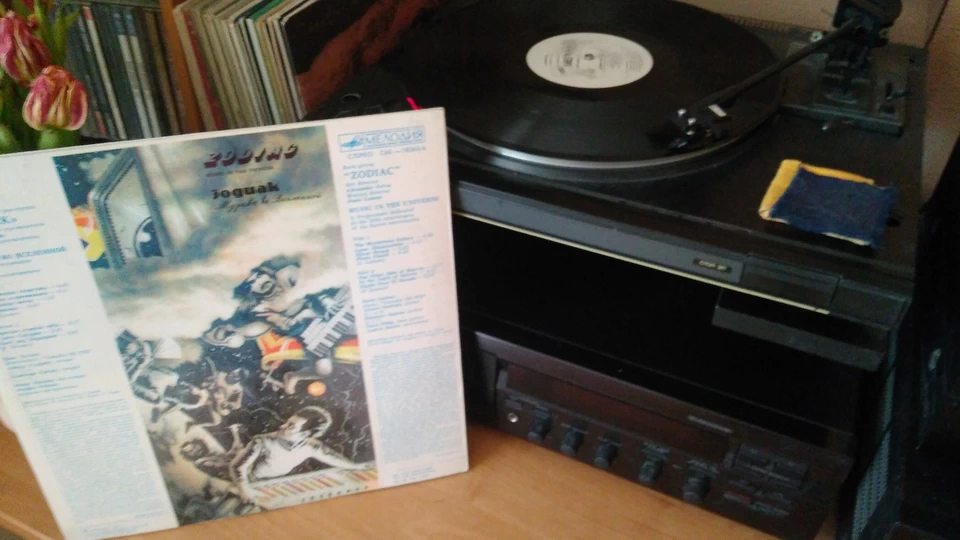 Zodiac, Музыка во Вселенной (1982)