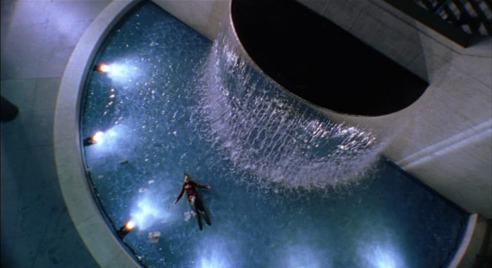 Гамлет 2000. Акцент на задний план