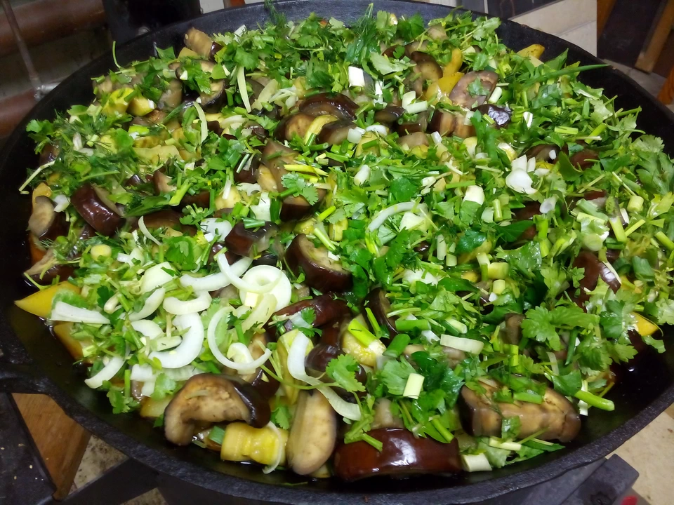 Праздничный новогодний казан с овощами