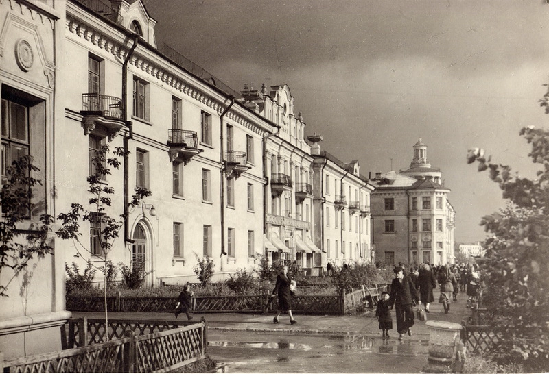 Улица Горького, вид на Башню, 50-е